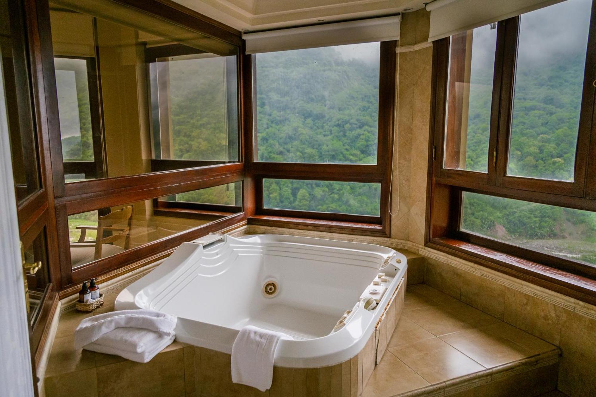 Hotel Spa Termas De Reyes سان سلفادور دي خوخوي المظهر الخارجي الصورة
